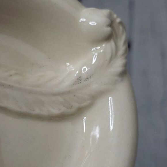 Vintage Minimalist Boho Cream Ceramic Feather Ring Dish Holder - Picture 7 of 9